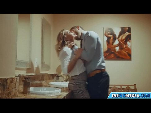 ❤️ Ke hoʻowalewale ʻia ʻoe e kahi blonde busty i kahi lumi hoʻomaha ākea Pono iā mākou haw.vanalize.ru ❌